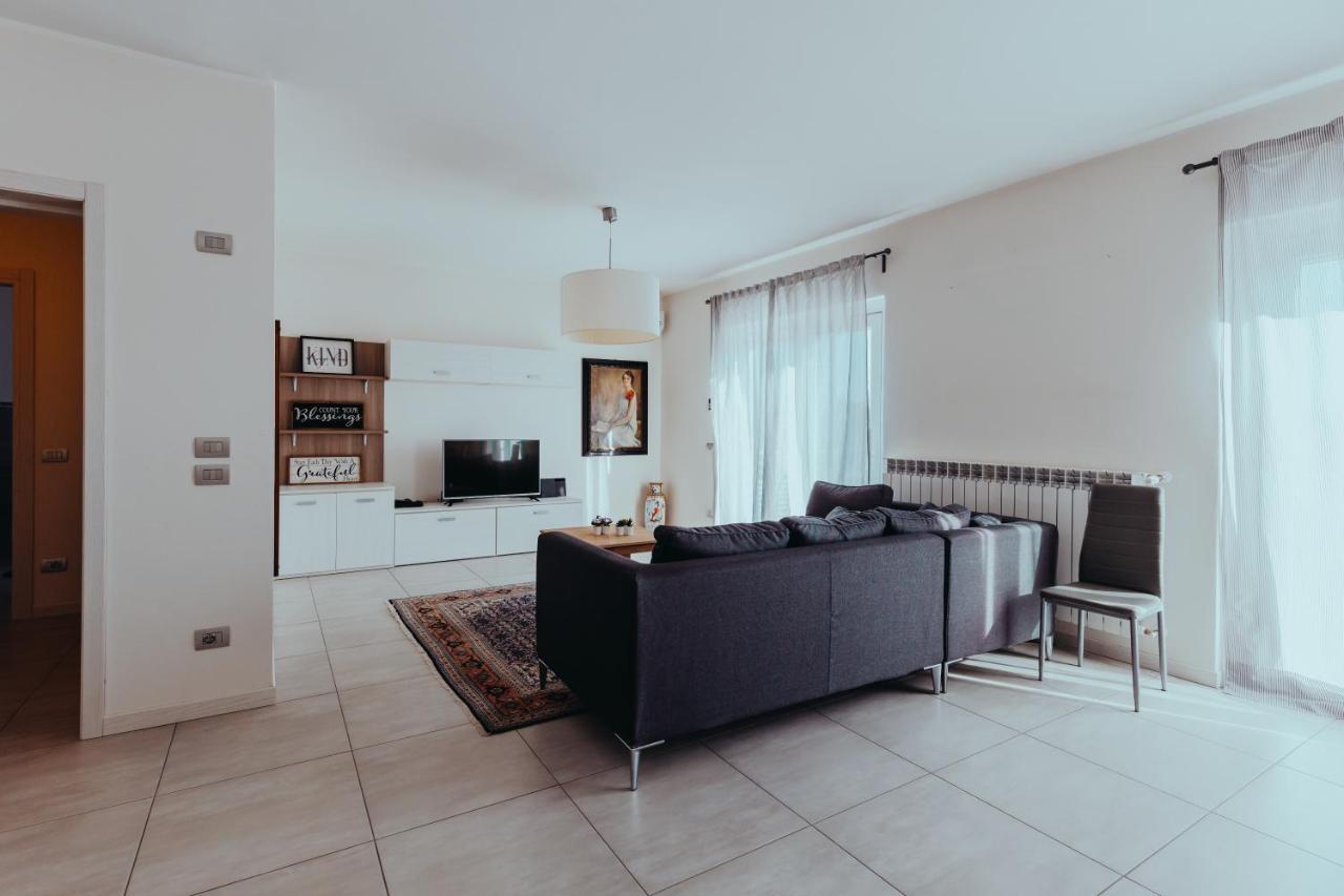 The Attico Apartment Padenghe sul Garda Exterior photo